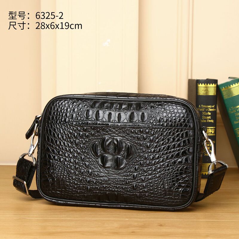 New Crocodile Pattern Small Shoulder Bag Men's High-End Small Backpack Single Shoulder Crossbody Bag Horizontal Fashion Casual Men's Bag Wholesale