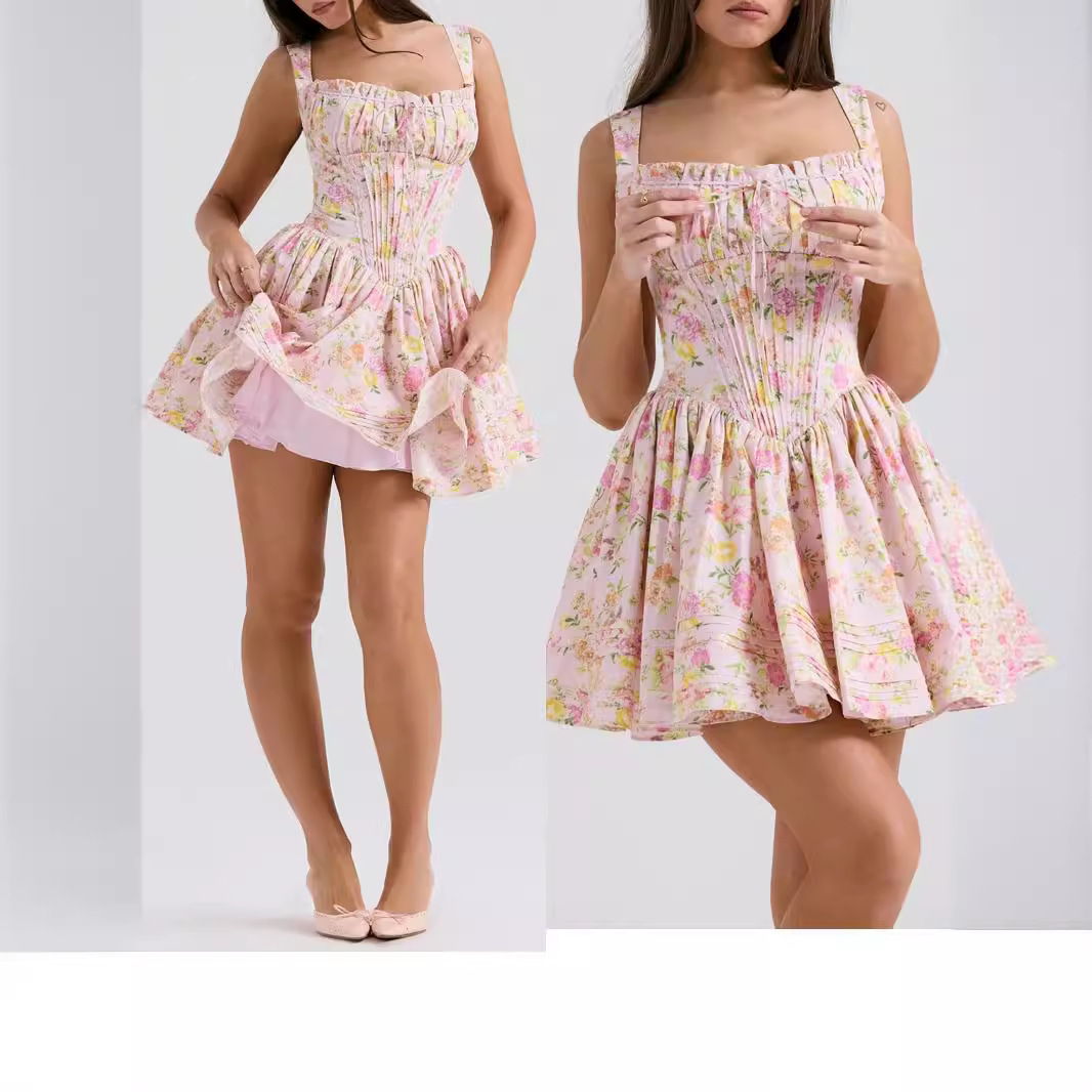2024 New Pink Small Floral Suspender Folded Low-Cut Dress, Using Slightly Elastic Cotton