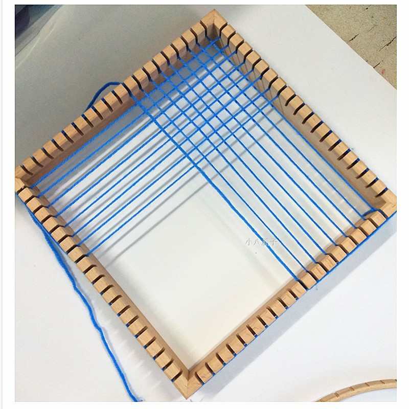 Máquina de tejer para niños en el área de jardín de infantes simple tapiz máquina de tejer creativo DIY tejido a mano bordado de costura marco