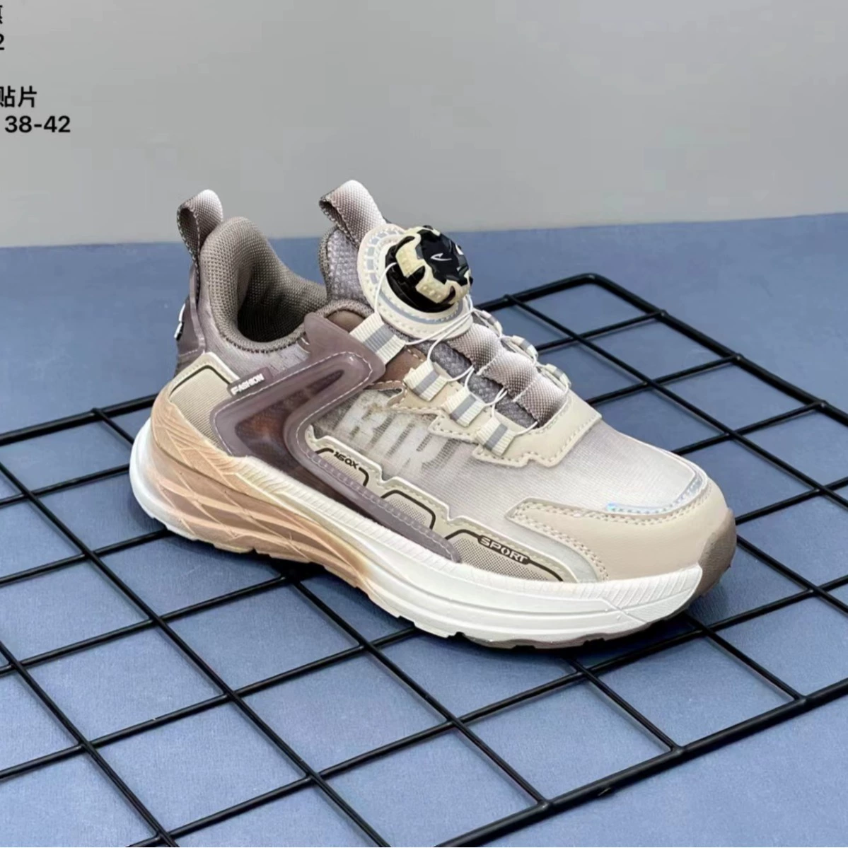德尔惠 Sports shoes for boys, soft footwear for leisure, soft sole, for teenagers
