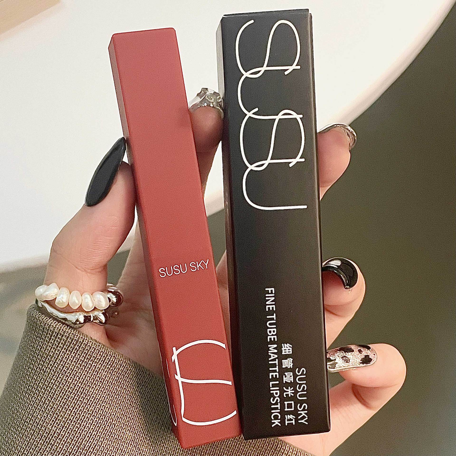 SUSU SKY fine tube matte lipstick, brightening and whitening, long-lasting makeup, non-stick, versatile lip gloss, affordable wholesale undefined