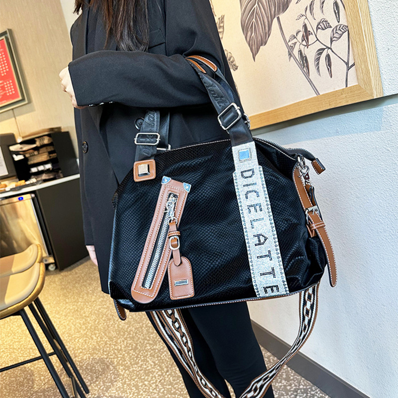 Borsa donna tote a tracolla versatile borsa a mano capiente_voghion.com