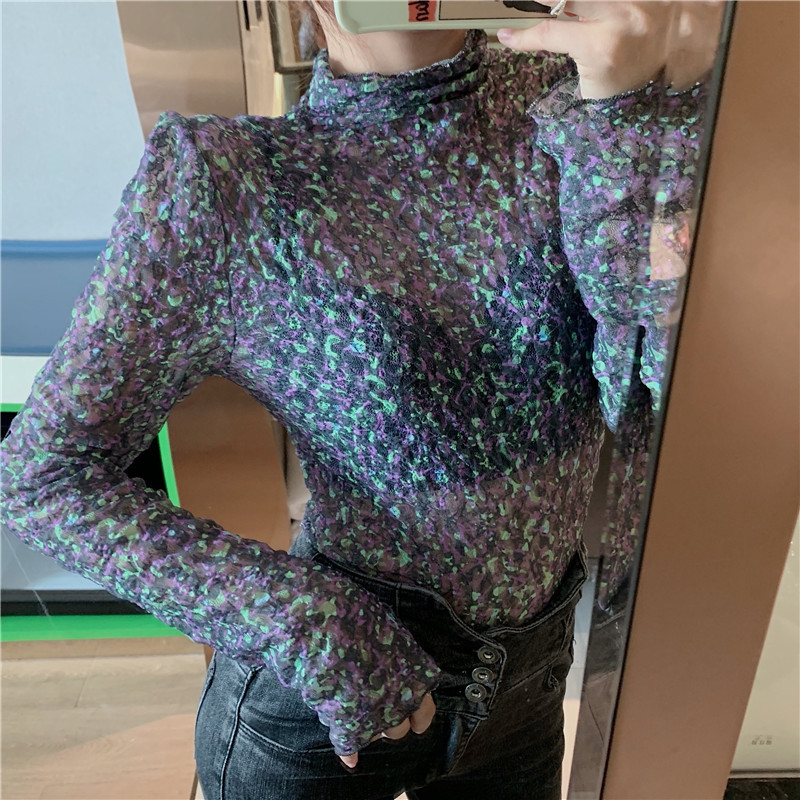 砕花百合底シャツ上着女子秋冬長袖修身高襟内に新型2025年tシャツinsブーム