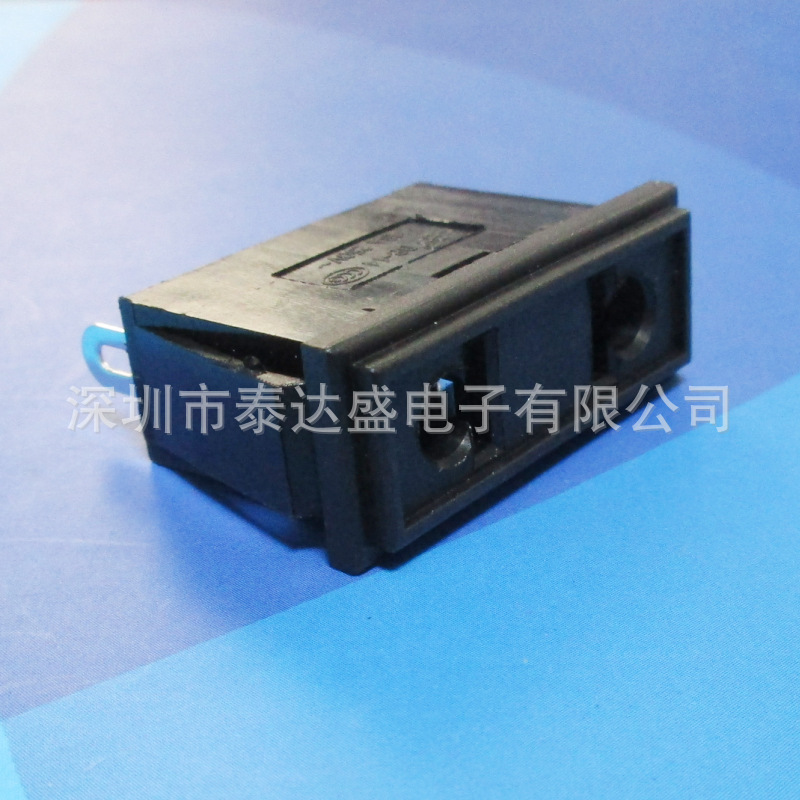 储能设备AC输出接口插座2孔2脚全铜软卡式圆扁共用AC插座DB-14-M3