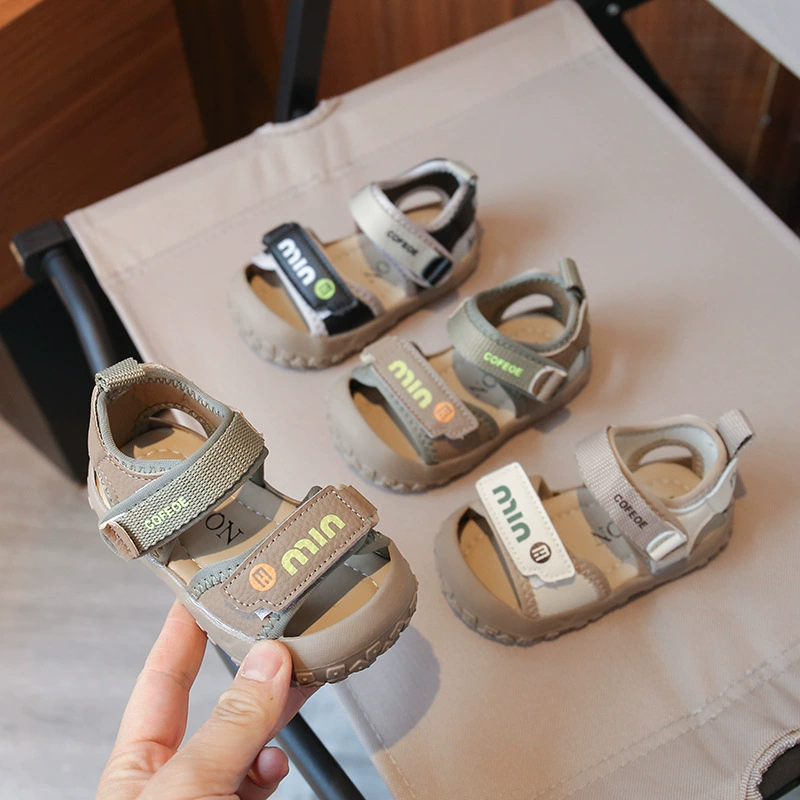 Баотоу мягкая подошва нескользящая пляжная обувь 2025 Летние детские сандалии