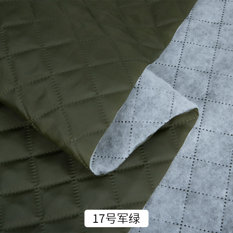 ポリエステルタフタキルティング綿の裏地ポリエステルは綿布秋冬超音波綿のコートのコートの服の裏地を挟みます。