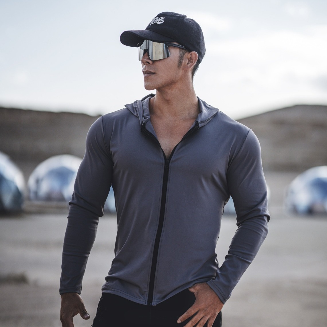 Autumn Men's Quick-drying Long-sleeved Fitness Running Elastic Sports Zipper Top Riding Casual Hooded Jacket
