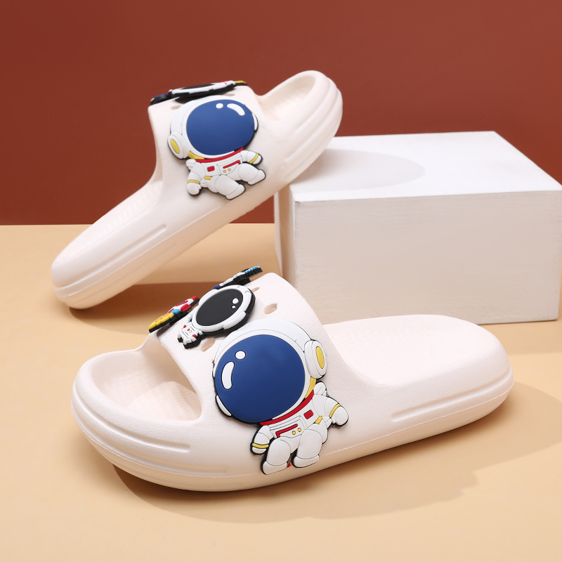 Children's Slippers Boys Summer New Indoor Home Baby Kids Non-Slip Soft Bottom Slippers for Older Boys Children's Slippers Boys Summer New Indoor Home Baby Kids Non-Slip Soft Bottom Slippers for Older Boys