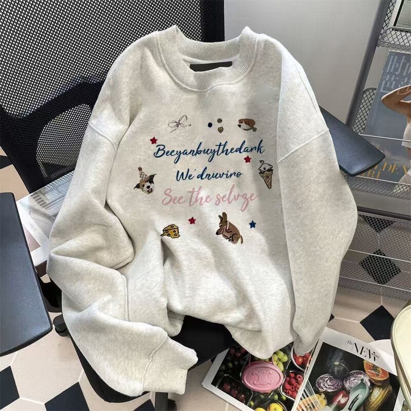 Cute printed round-neck Japanese-style thickened fleece loose-fit sweatshirt for women trendy ins Cute printed round-neck Japanese-style thickened fleece loose-fit sweatshirt for women trendy ins