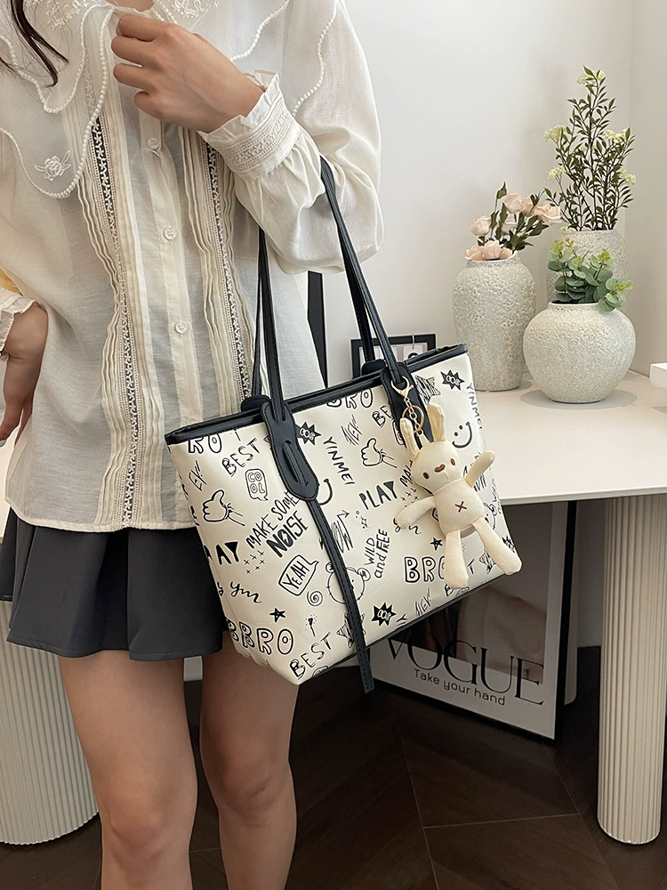 Retro one-shoulder bag