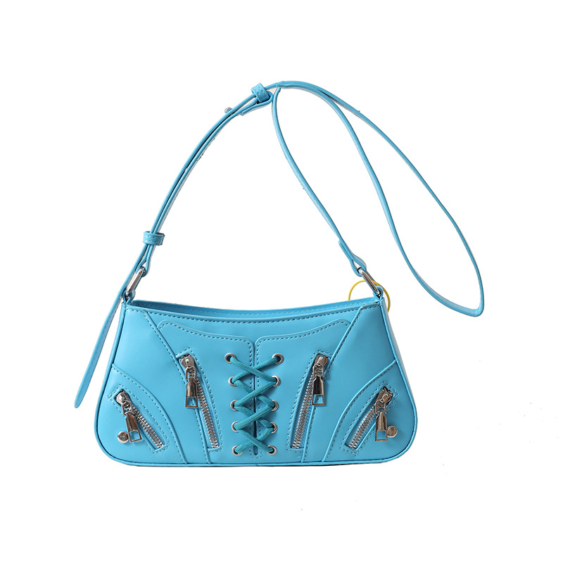 Bolso bandolera transfronterizo femenino 2024 nuevo estilo personalidad chica caliente estilo remache bolso de axila moda bolso bandolera de un solo hombro
