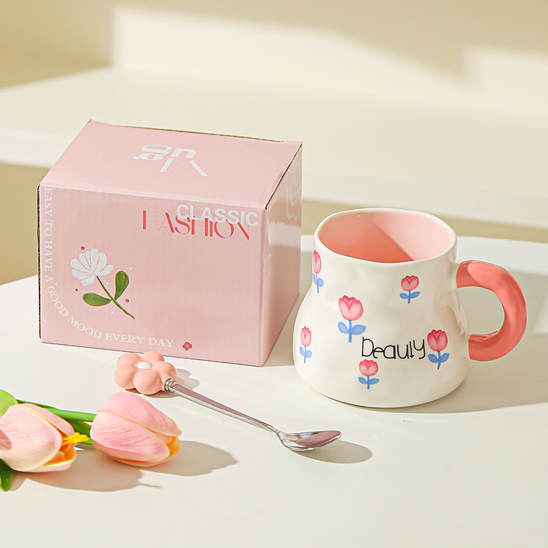 Taza de cerámica estilo ins de estilo coreano taza de color bajo vidriado pintado a mano linda taza de café de té de flores de nicho para niñas