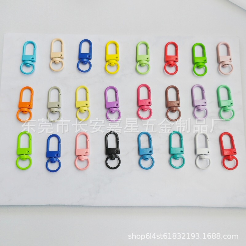 In-Stock Zinc Alloy Car Key Painted Dog Buckle 3-Point Door Buckle DIY Jewelry Accessories Wholesale Bag Keychain Pendant In-Stock Zinc Alloy Car Key Painted Dog Buckle 3-Point Door Buckle DIY Jewelry Accessories Wholesale Bag Keychain Pendant