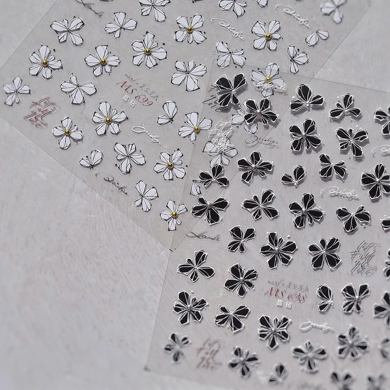 Crystal Diamond Small Steel Beads Black and White Flower Nail Art Stickers Simple Small Fragrance Retro Flower 3D Stereo Adhesive Nail Art Stickers