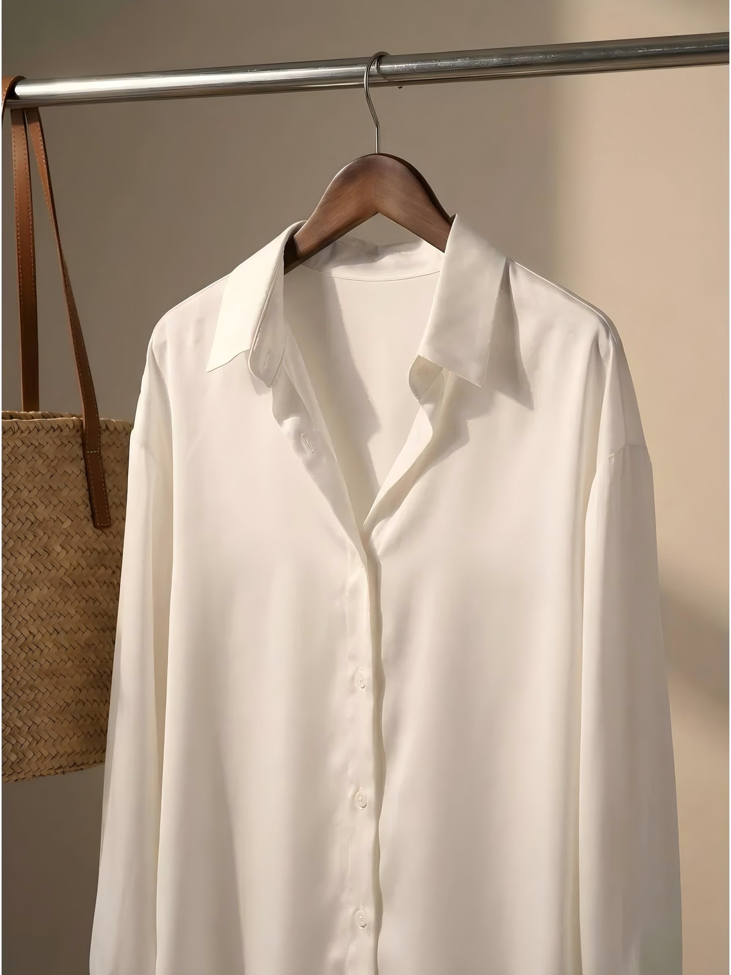 Women's Solid Color Acetate Long Sleeve Shirt Spring New Arrival Silky Satin Feel Wrinkle Resistant Drapey Texture Basic Top_ecoleips.com