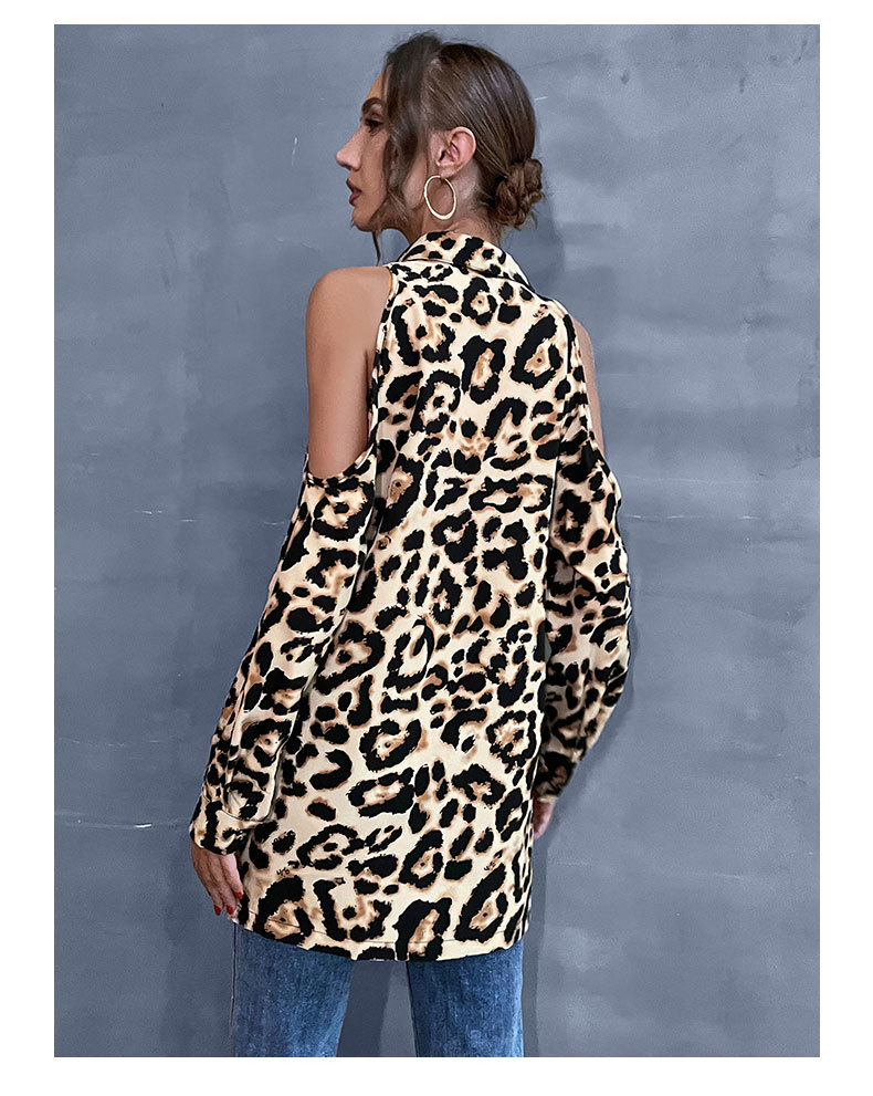 Camicia con spalle scoperte a maniche lunghe con risvolto con stampa leopardata_voghion.com