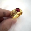 Золотистый