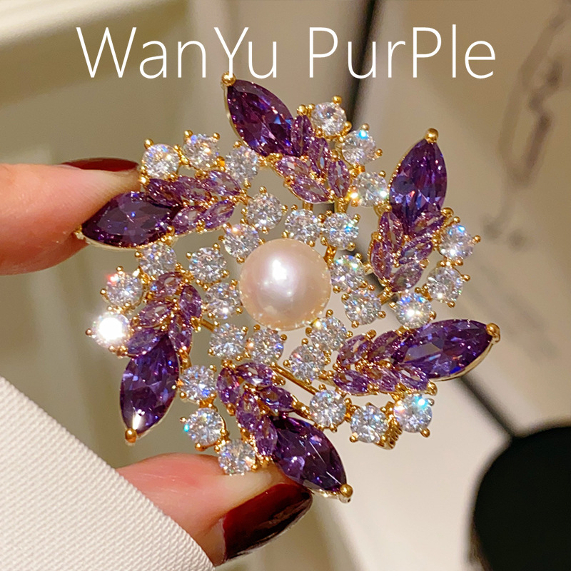 French Natural Freshwater Pearl Violet Gem Flower Brooch Elegant Cheongsam Suit Pin Accessories