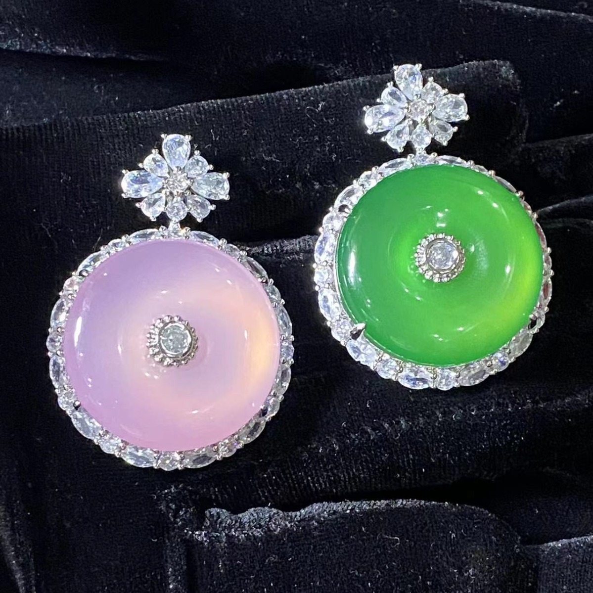 Stone inlay jade