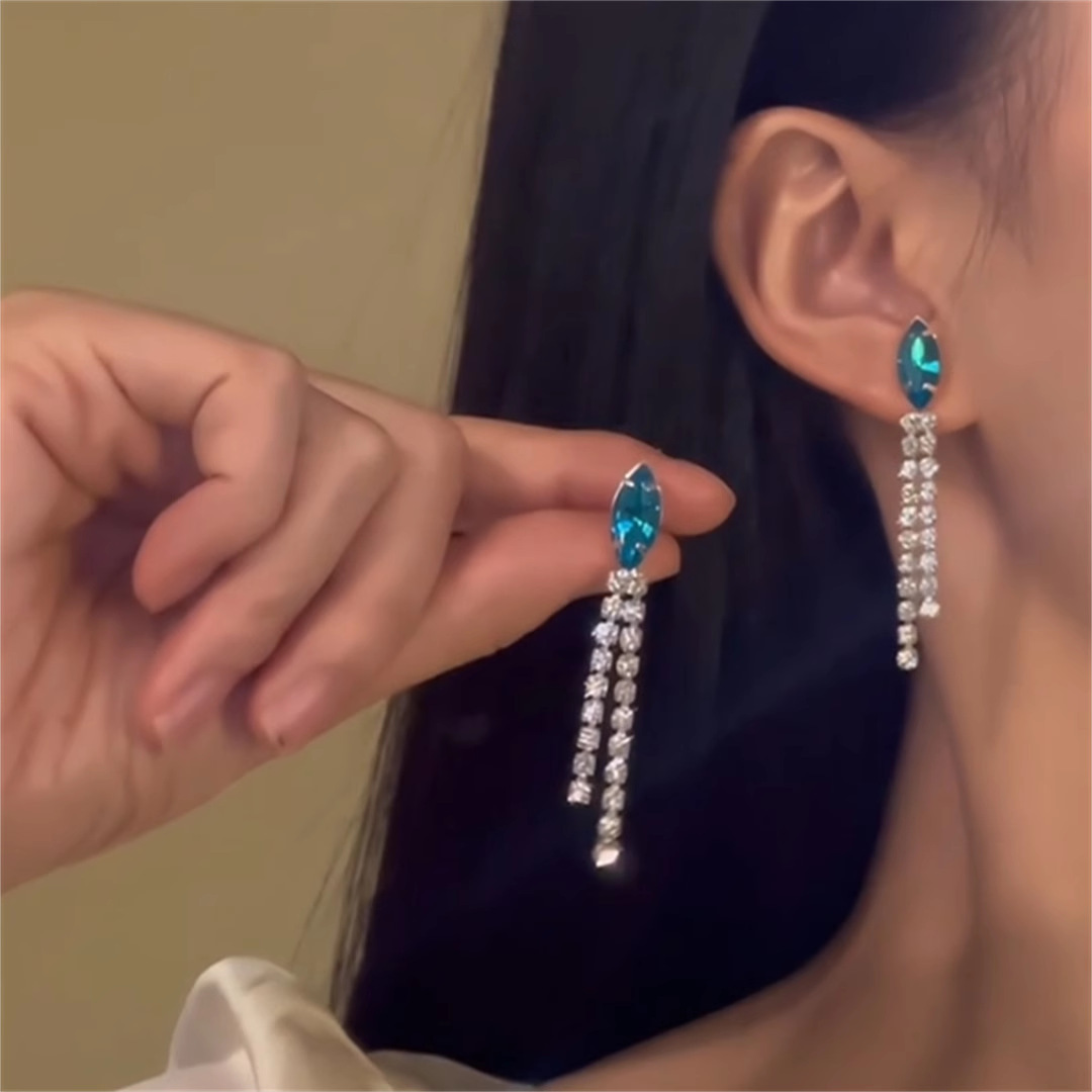 Parure bijoux mariée avec collier et boucles d'oreilles zircon_voghion.com