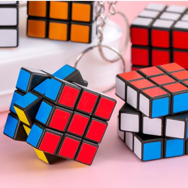 Colgante del cubo de Rubik de tercer orden Descompresión para niños Juguetes educativos Cubo de Rubik Regalo de jardín de infantes Cubo de Rubik de tercer orden especial transfronterizo