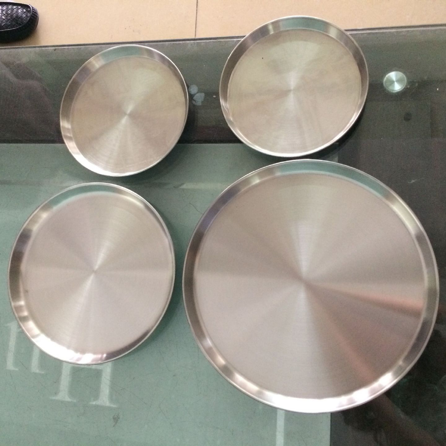 China de acero inoxidable cubierta de la estufa suministros de cocina redonda acampar al aire libre PARRILLA cubierta de acero inoxidable al por mayor