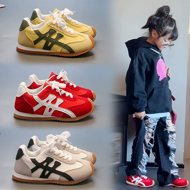 Популярные детские спортивные кроссовки весна-осень 2025 года, модные туфли для девочек в стиле Форреста Гампа, мягкая нескользящая подошва, кожаные туфли для мальчиков