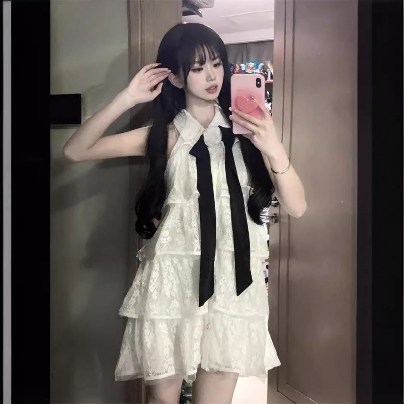 法式小众气质公主蕾丝裙子夏季新款修身显瘦性感蛋糕无袖连衣包邮