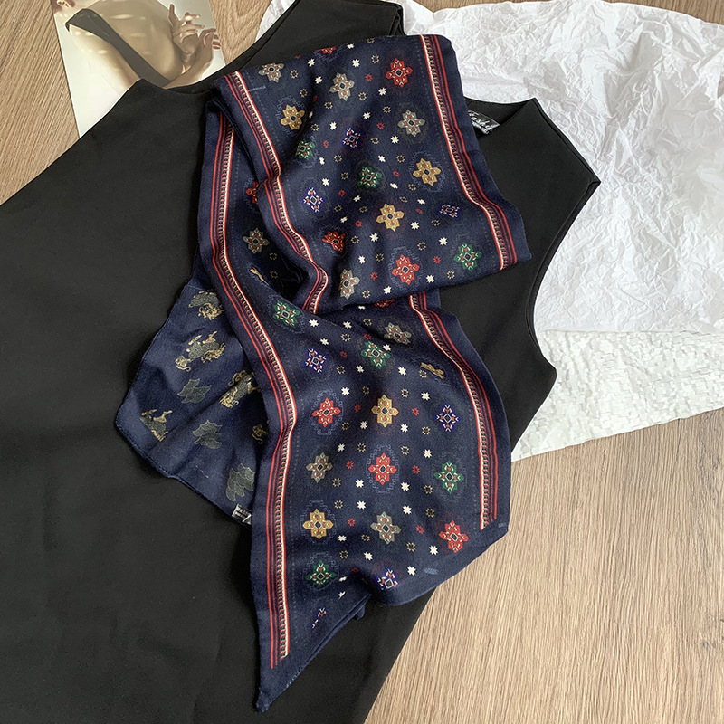 Primavera y otoño bufanda de seda coreana cinturón para el cabello bufanda larga de moda de doble capa para mujer bufanda de piel de seda de imitación bufanda de cuello fino bufanda profesional de todo fósforo