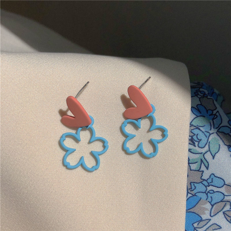 72217FA407A7A66F8E1E197FFEF15E