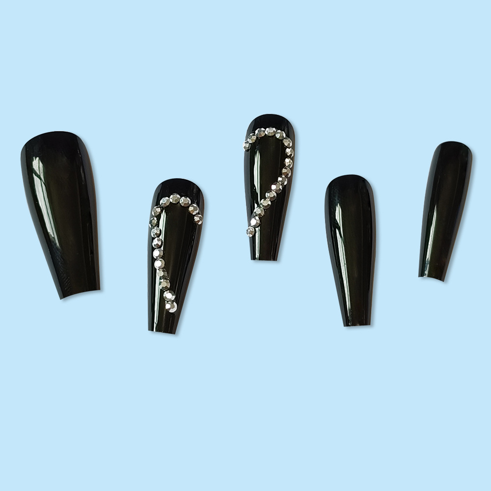 Ventas transfronterizas de taladro negro, cuidado de uñas, moda cool usa 24 piezas de uñas falsas parches de uñas