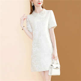 篙级感白色连衣裙2023新款篙端气质提花钉珠减龄显瘦裙子女夏