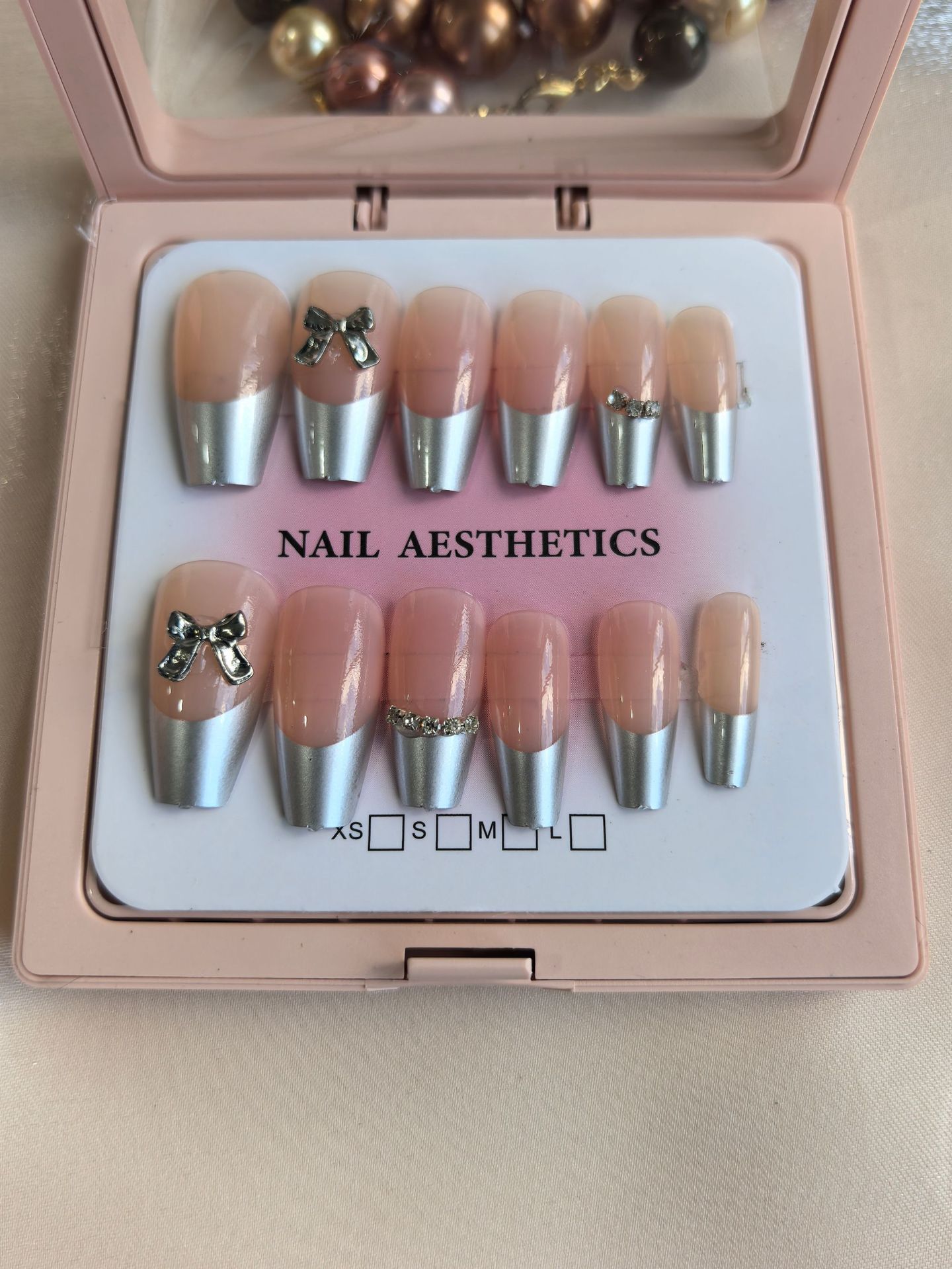 Caja de exhibición marco de fotos más taladro manicure suministro fuente de uñas DIY francés color delgado manicure falso salón al por mayor