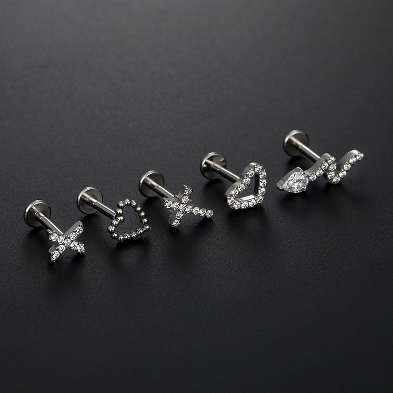 Fashion Heart Shape Titanium Steel Plating Zircon lip stud 1 Piece