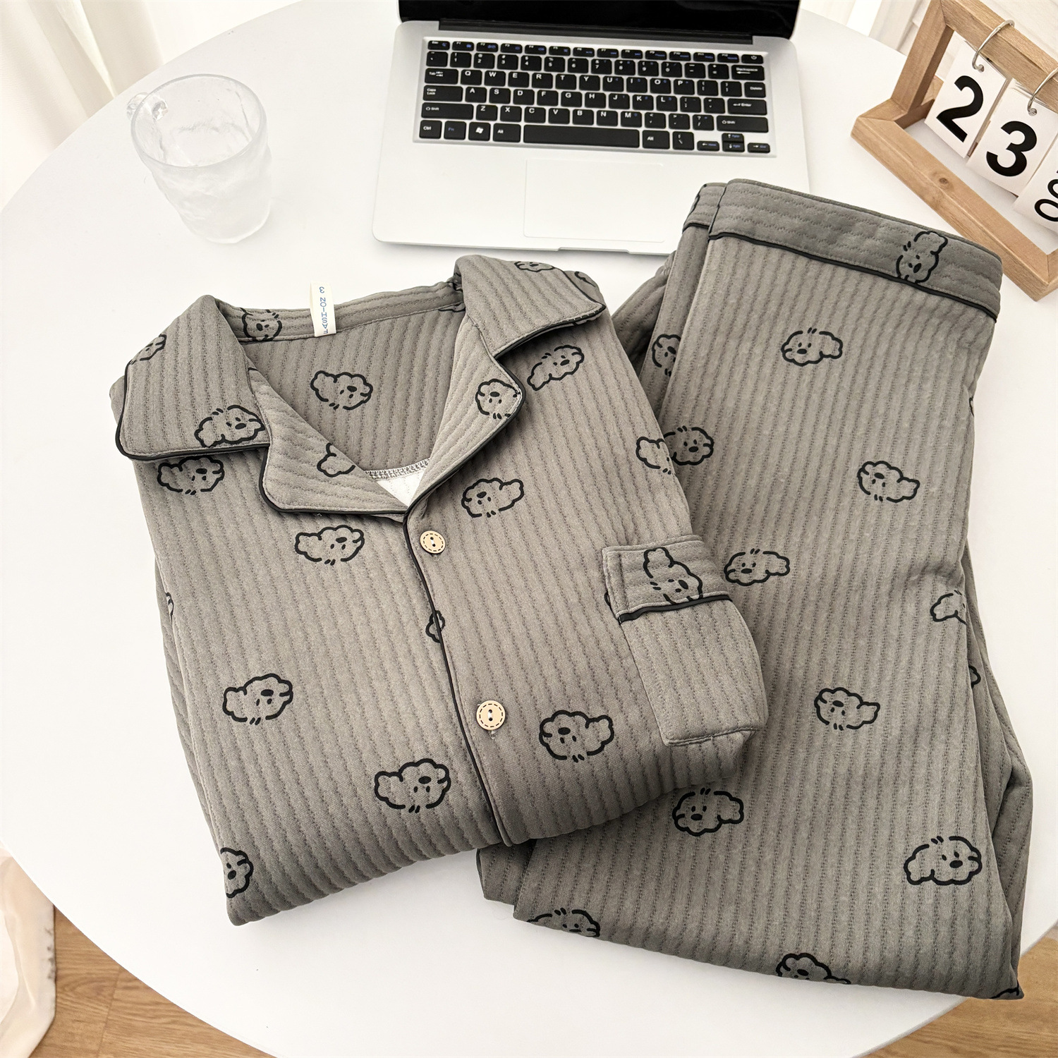 Men's Layered Cotton Cute Japanese-Style Pajamas for Women, Winter Fleece-Lined Thickened Wearable Loungewear Set