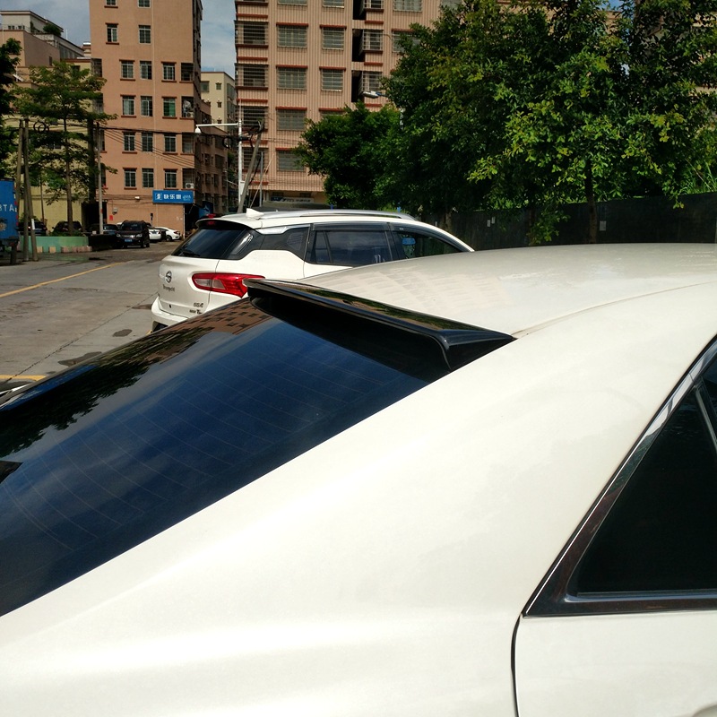 Suitable for 2015-2018 Toyota Crown Top Wing 14Th Generation Crown Modification Special Punch-Free Rear Spoiler