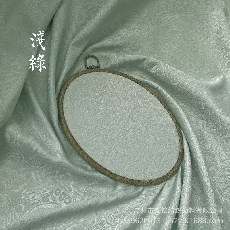 メーカー直販卸売バタフライ恋花レリーフジャカード生地全ポリエステル無弾チャイナドレス漢服服布地復古風