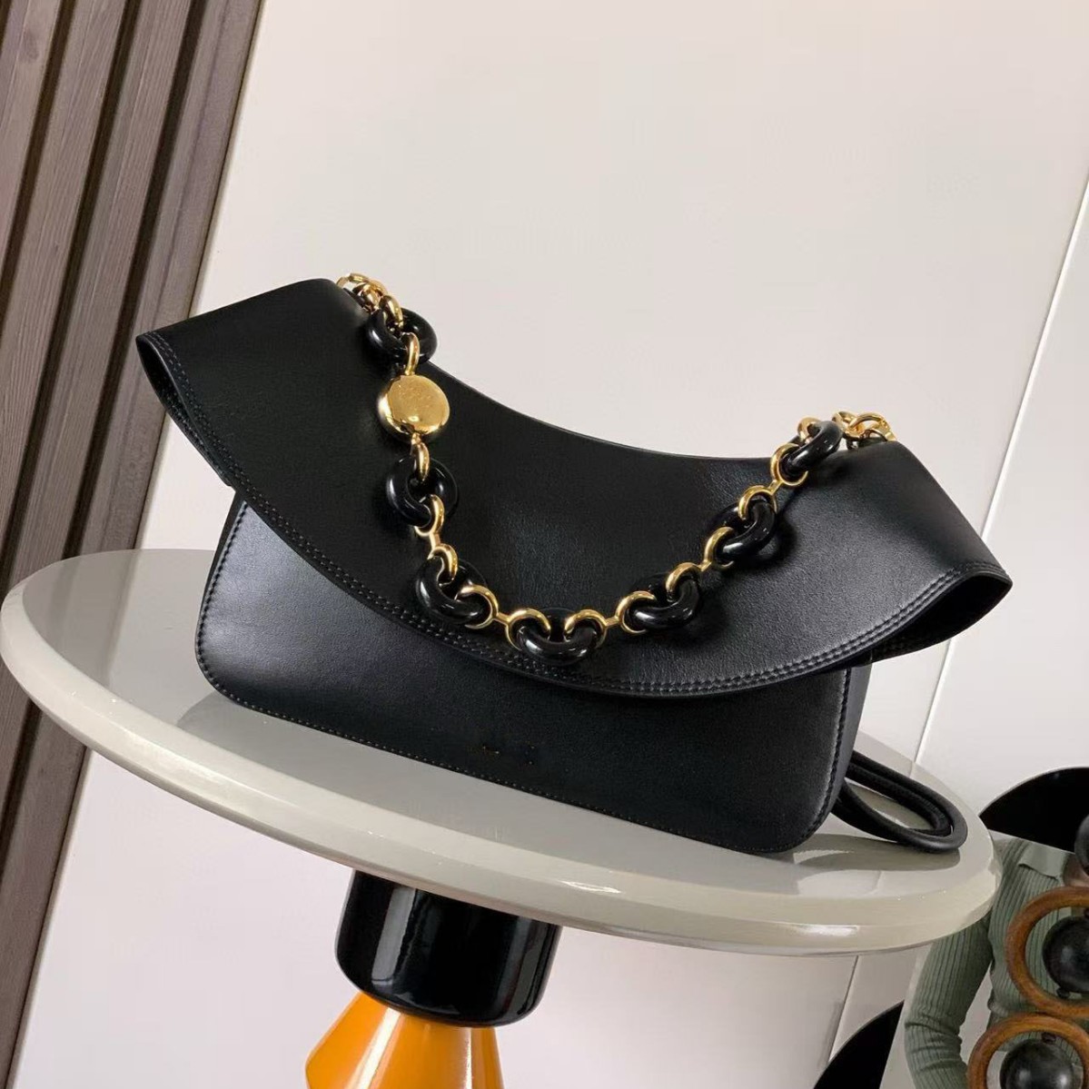 新款罗家真皮牛皮翻盖链条海浪包法式小众轻奢高质感单肩手提女包 - Thumbnail 5