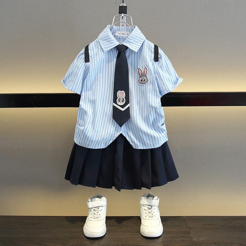 7167 Traje de camisa de manga corta Han Fan para niños de verano delgado para niños 2025 Nueva tendencia universitaria de verano para bebés