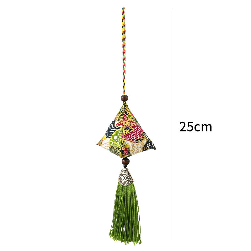 Fiesta del Dragón accesorios colgantes colgantes hechos a mano DIY material linterna de bambú cuerdas coloridas bolsas de incienso perfumadas escoba y coleta