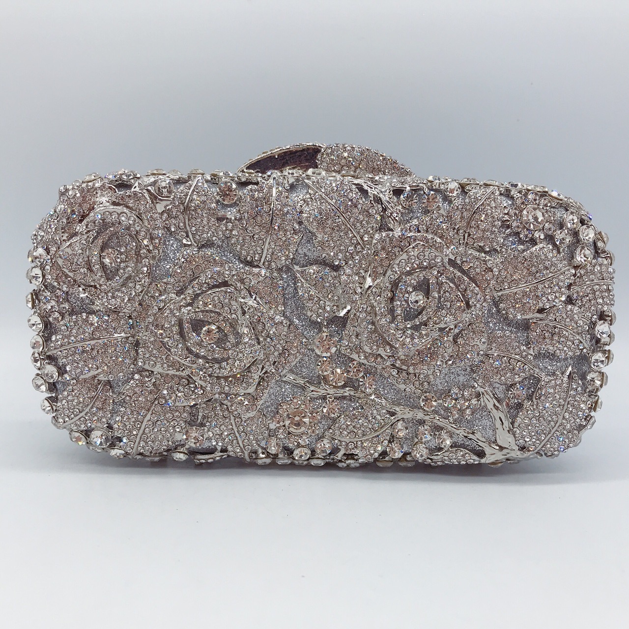 Bolsas de diamantes de rosa, bolsas de diamantes de metal, bolsas de vestir, bolsas de mano de banquete europeas y americanas, bolsas de mujer, embrague