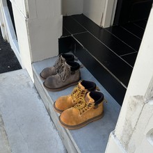 真皮踢不烂大黄靴女秋季2025新款英伦风马丁靴厚底增高工装靴子女
