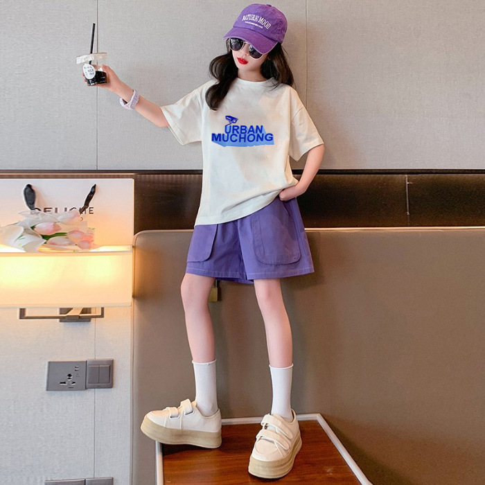 Traje deportivo para niños de niñas de verano estilo occidental de moda para niñas manga corta Internet celebridad pantalones cortos de moda para niños traje de dos piezas