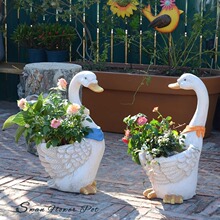 新款天鹅花盆摆件户外花园动物摆件别墅庭院幼儿园造景可爱装饰品