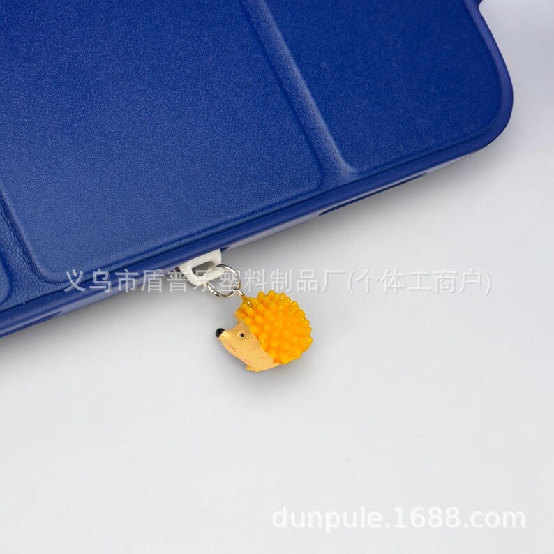 Pendant, waterproof reading, compatible mobile phone
