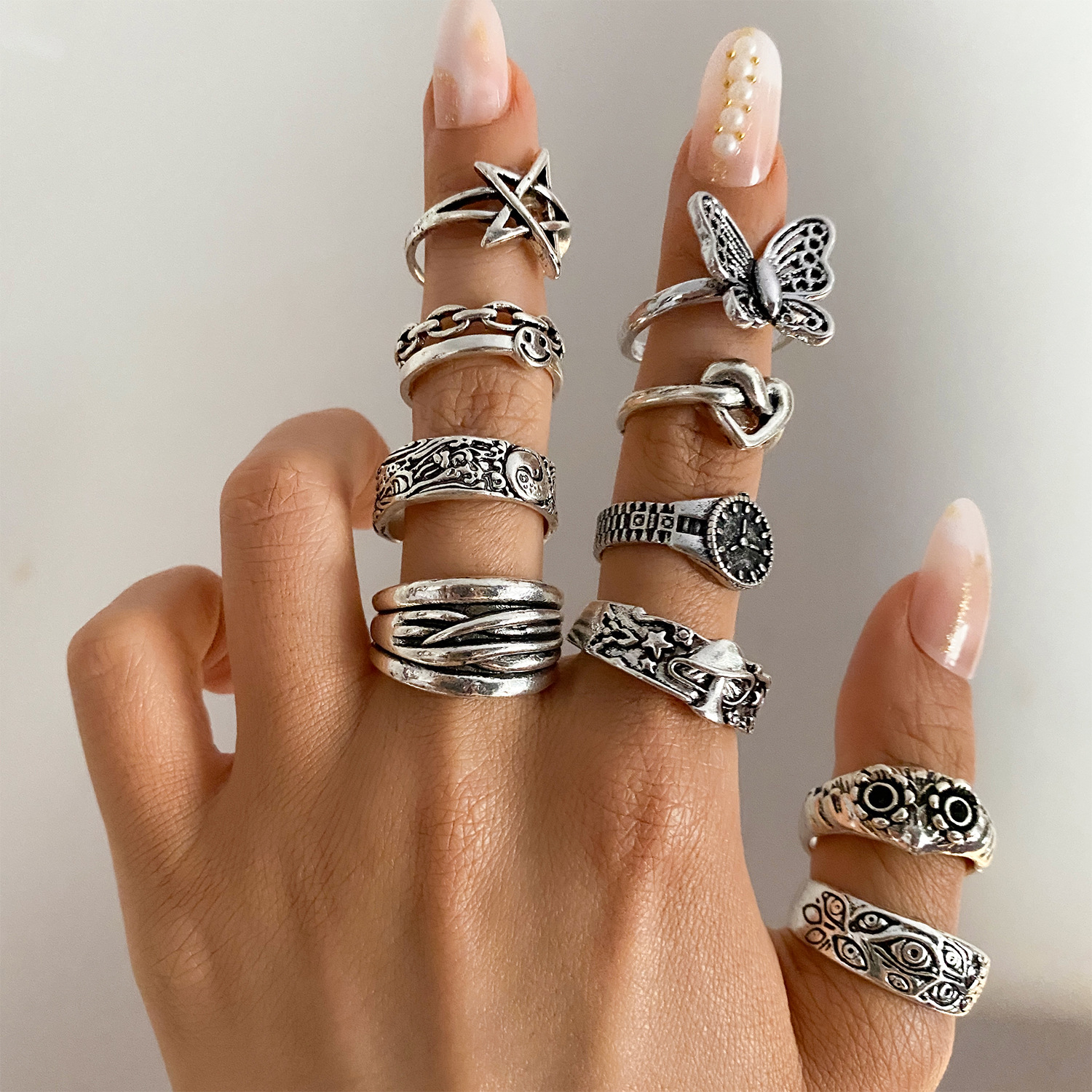 Retro small design ring