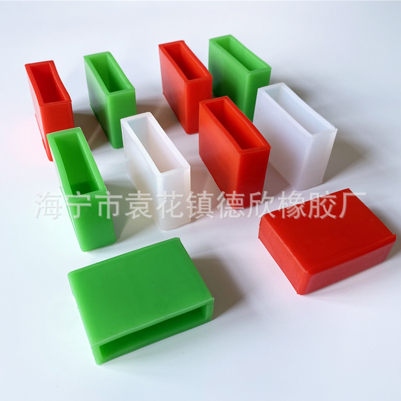 厂家供应硅胶帽塞硅胶堵孔胶帽 带卡口橡胶堵帽 黑色软胶防护胶塞
