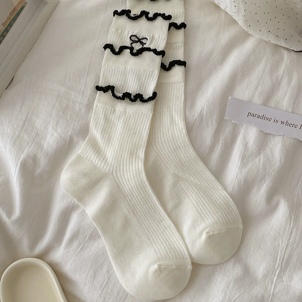 Three layers of lace embroidery [milk white]