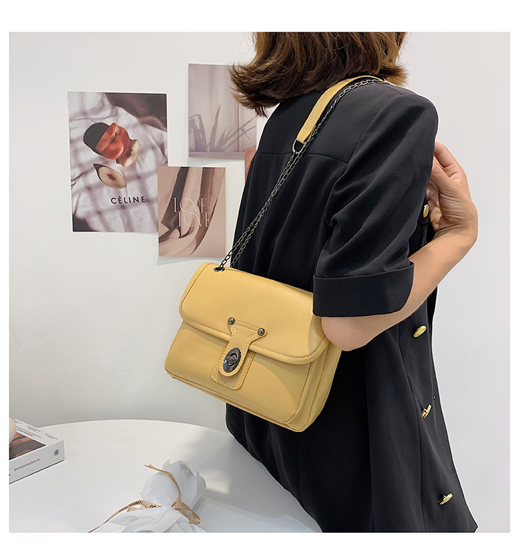 Korean Style Ins Stray Bag Women 2021 New Fashion Design Crossbody Fashion Bag Simple And Gentle Series Underarm Bag display picture 11