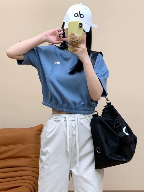 aloクラス 春夏 エアレイヤー ヨガ ショートTシャツ 伸縮性裾 おへそ出し ウエスト半袖トップス|undefined